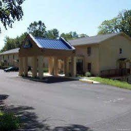 Days Inn Pottsville Экстерьер фото